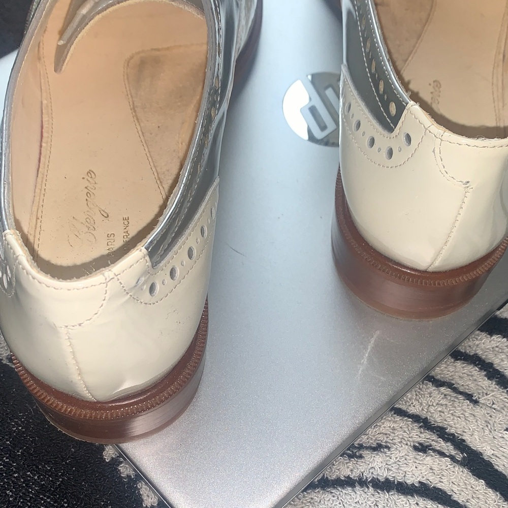 Robert Clergerie Cream and Gray Leather Loafers - Picture 6 of 8